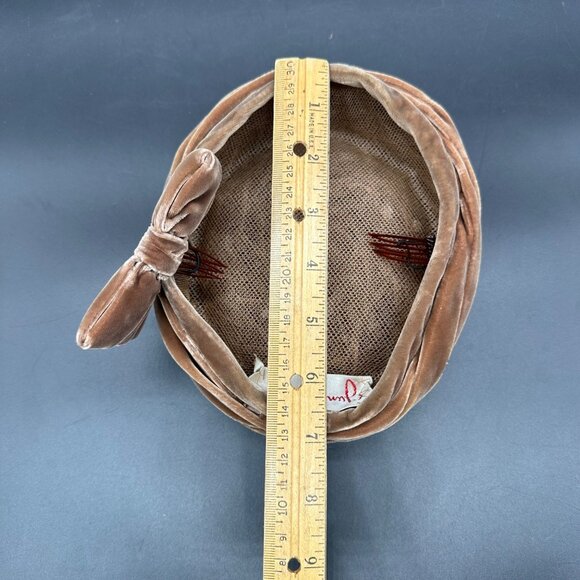 Vintage Pillbox Hat Bow Brown Velvet Junior B Retro Turban Style Mid Century - Picture 8 of 8